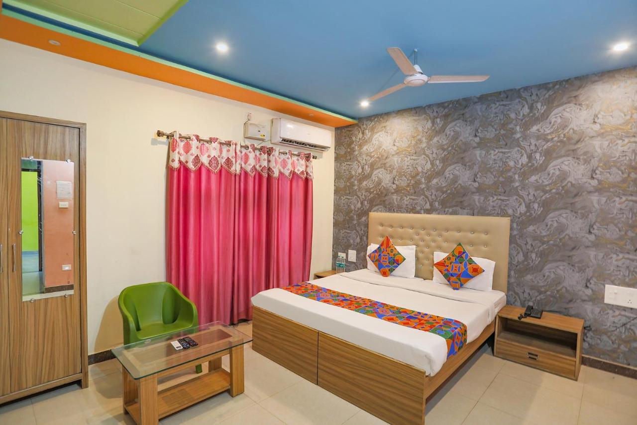 Fabhotel Kriti Green Varanasi Exterior foto
