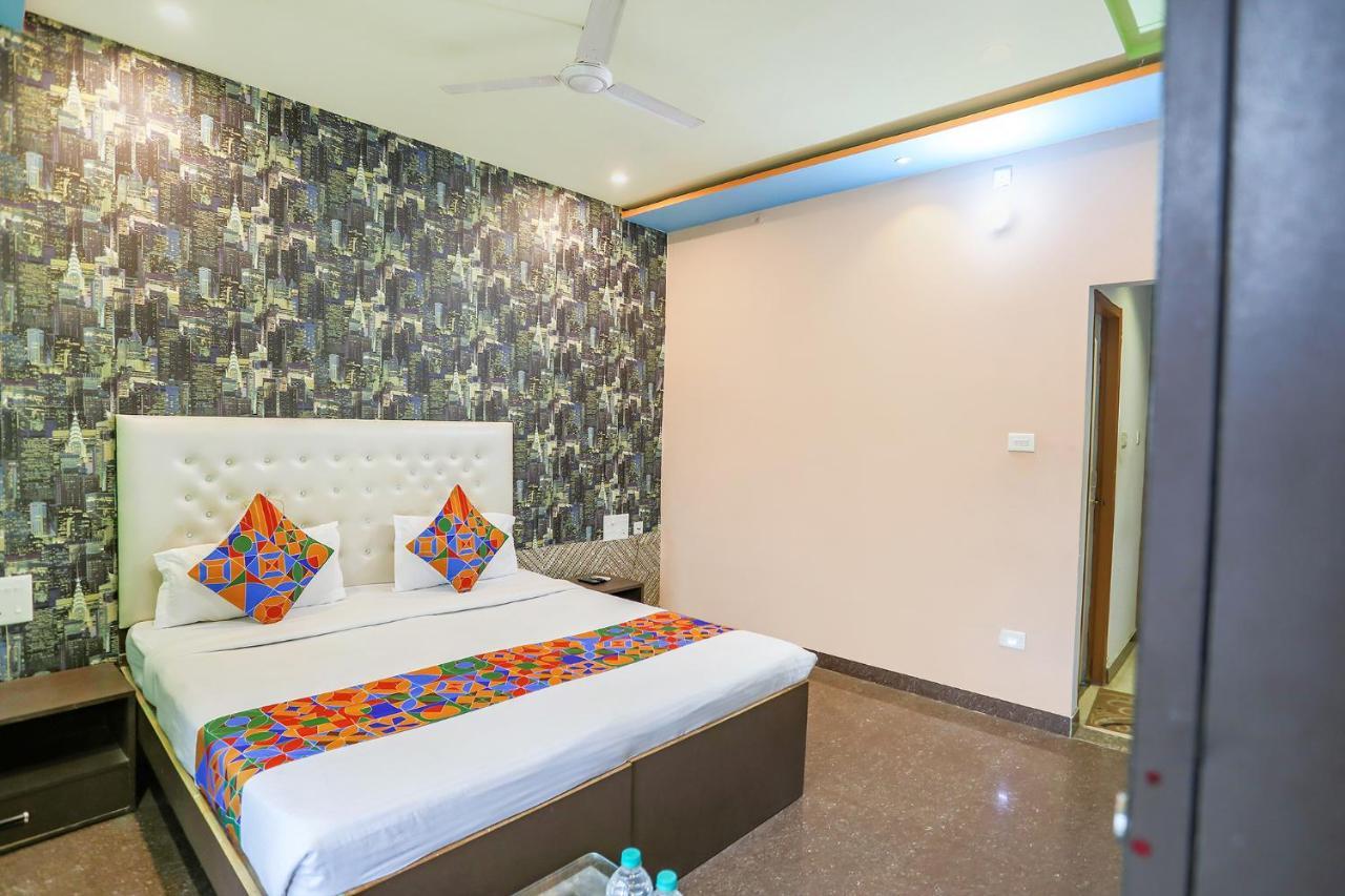 Fabhotel Kriti Green Varanasi Exterior foto